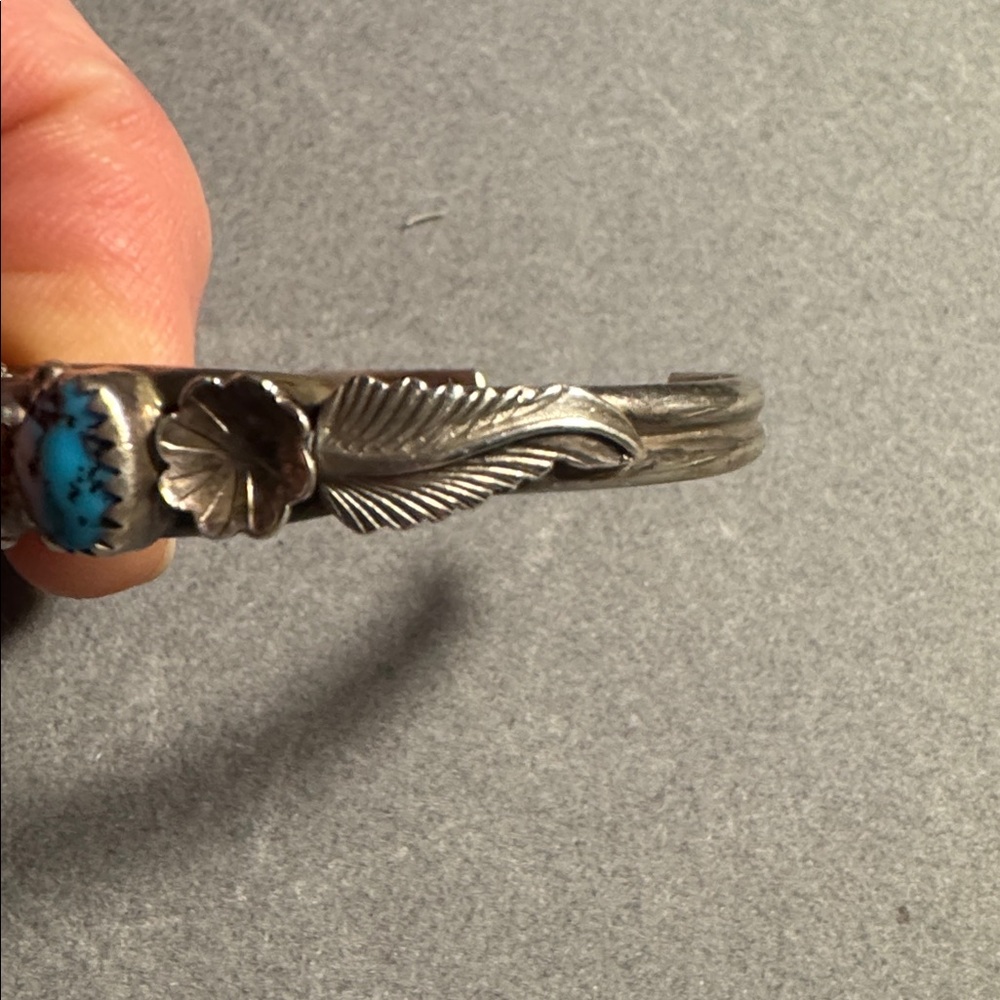 VTG Southwestern Native American Sterling Silver Cuff Turquoise & Coral mark RB - Picture 5 of 5